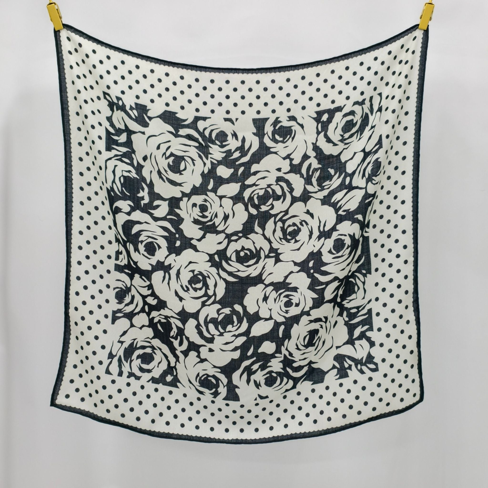 Silkkihuivi - Siniset raidat | 68 CM