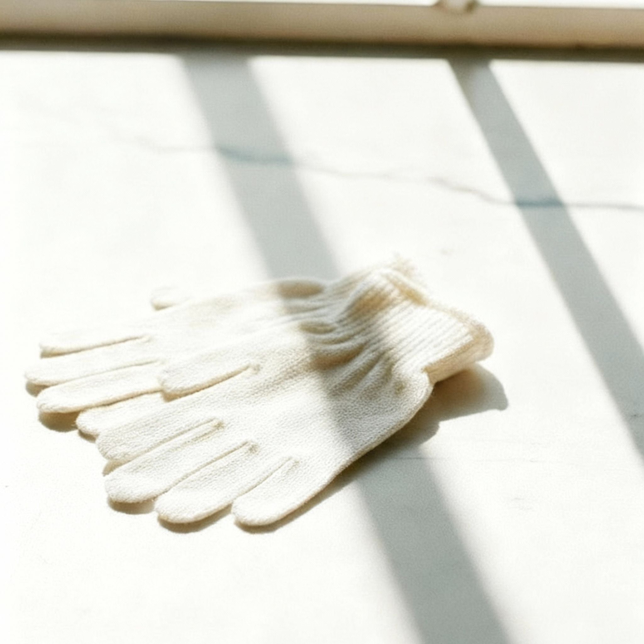 Silk gloves - 100% spun silk