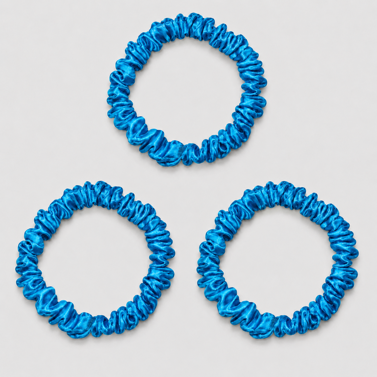 SILKE SCRUNCHIE MINI (3-pack) - GLANZEND BLAUW