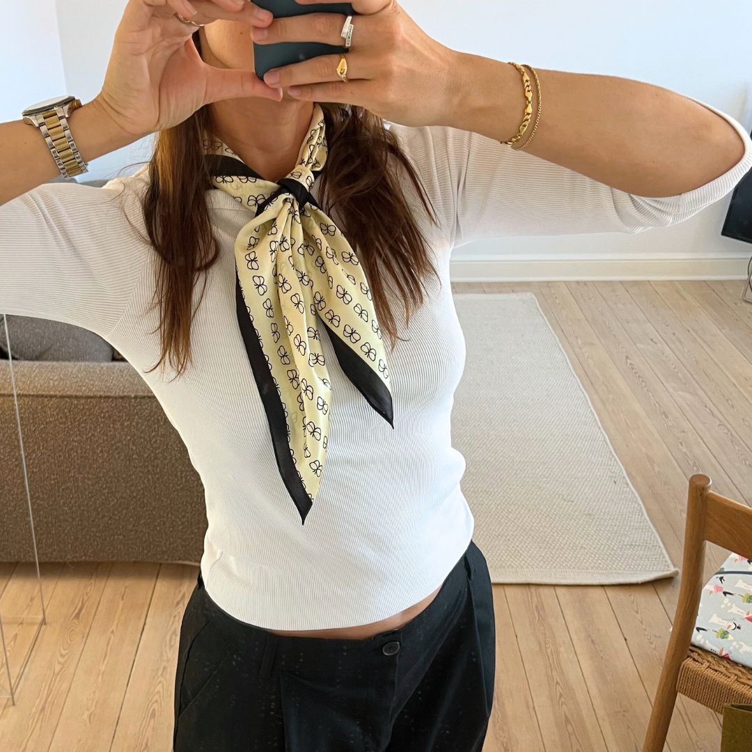 Seidenschal | Schmetterling | 68 CM