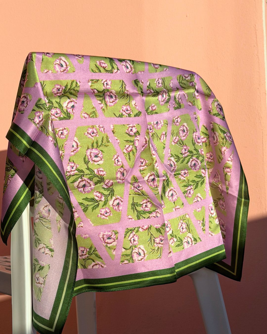 Zijden sjaal | Purple Flower | 68 CM