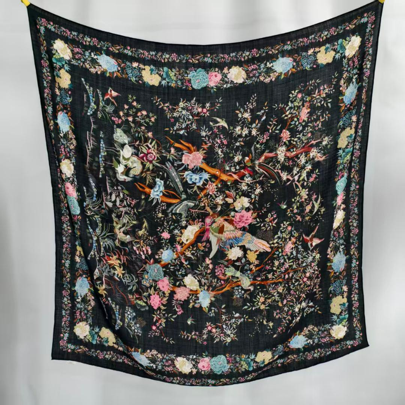 SilkWool-huivi – 70 % villaa / 30 % mulperisilkkiä | Pohjoismainen harmaa (XL 140x140)