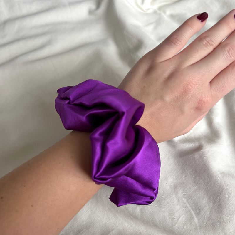 SILK SCRUNCHIE XL - PURPLE