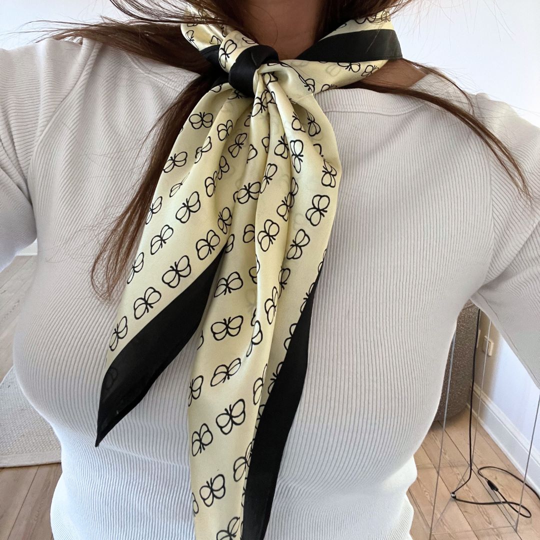Silk scarf | Butterfly | 68 CM